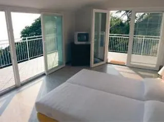 Dream House *